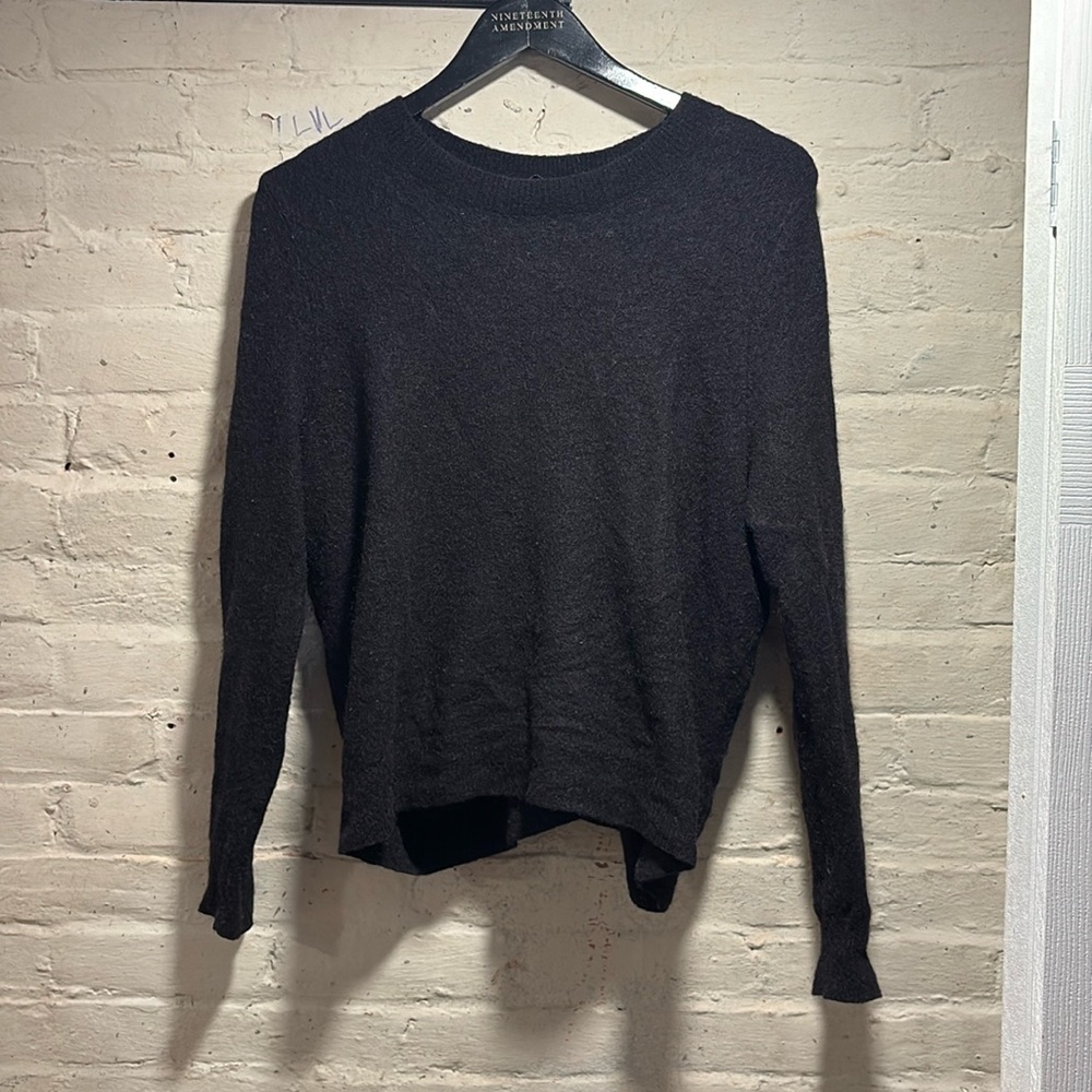 COS black sweater size smalll